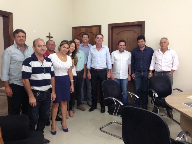 Novos Prefeitos dos Municípios Integrantes do CIVARC se reúnem para fortalecer o Consórcio