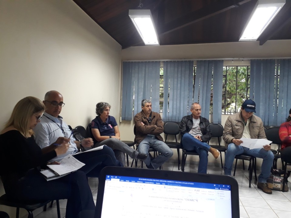 REUNIÃO COM OS SECRETÁRIOS DE AGRICULTURA E OS TÉCNICOS DA EMATER DOS MUNICIPIOS CONSORCIADOS